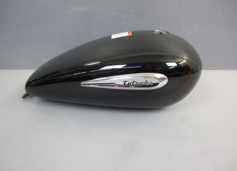 Suzuki VS 1400 Intruder Benzintank Fuel Tank Kraftstofftank LB eBay