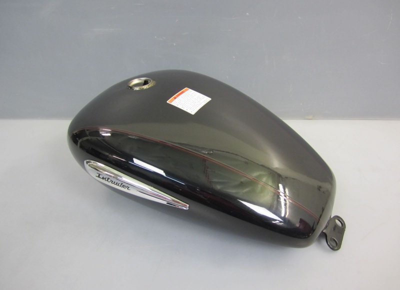 Suzuki VS 1400 Intruder Benzintank Fuel Tank Kraftstofftank LB eBay