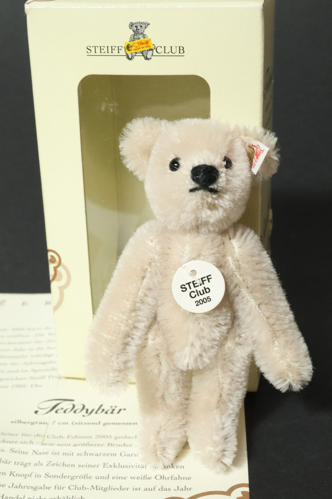 Steiff Exhibition Bear ホワイト値下げ中 9c4d3a06-ed35-4c61-a7de-