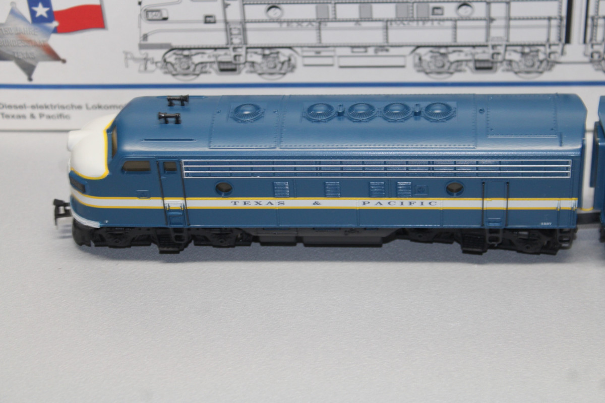 Märklin 3481 Delta Digital Diesel Locomotive F7 Texas