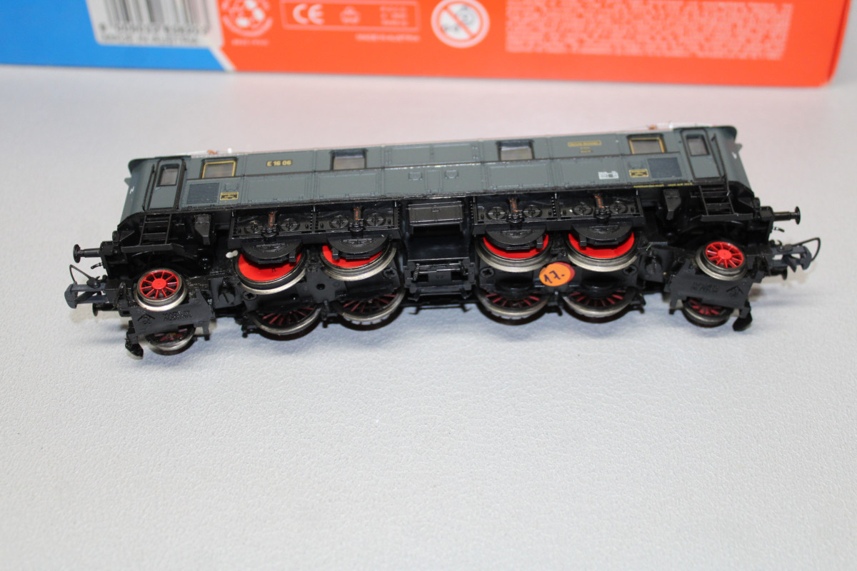 Roco 63620 DCC Digital Electric Locomotive Series E16 06 DRG Roco 63620 DCC Digital Electric Locomotive Series E16 06 DRG