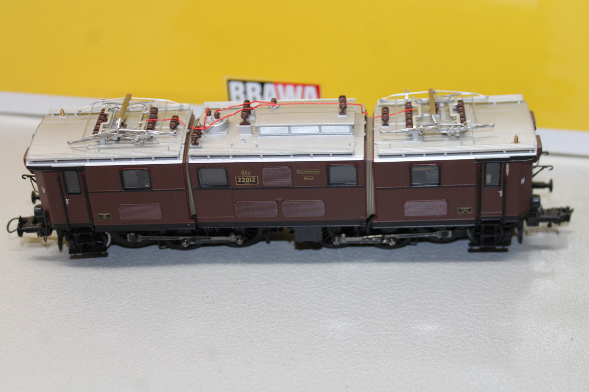 N Scale Brawa 1200 E42 Electric Locomotive Exclusive Edition