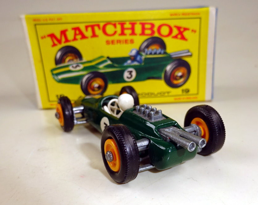 Matchbox No. 19D Lotus Racing Car d'green in rare 