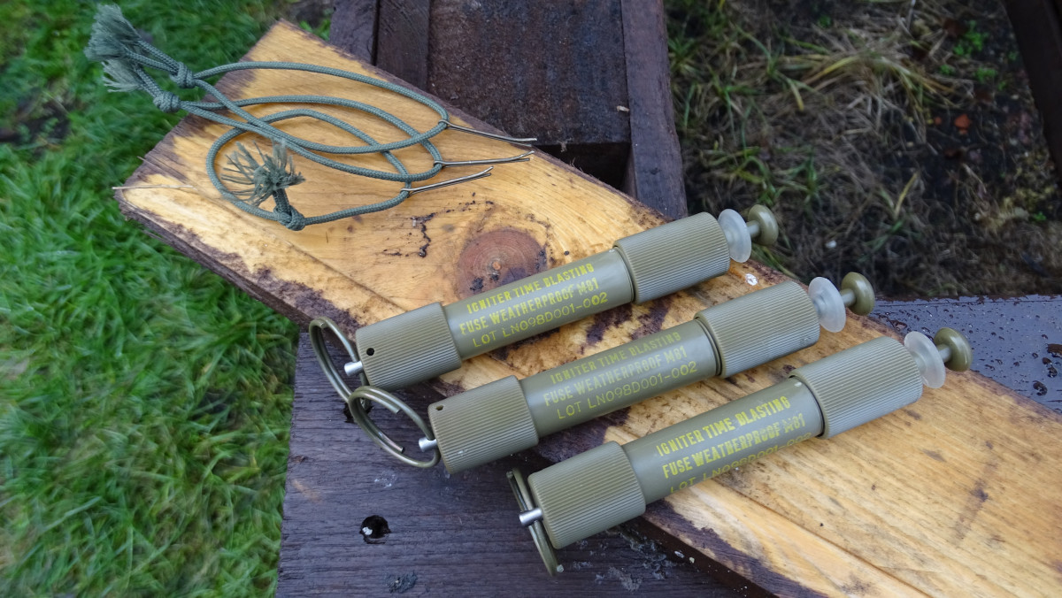 US ZÜNDSCHNURANZÜNDER Mod. M81 * Igniter, Time Blasting Fuse